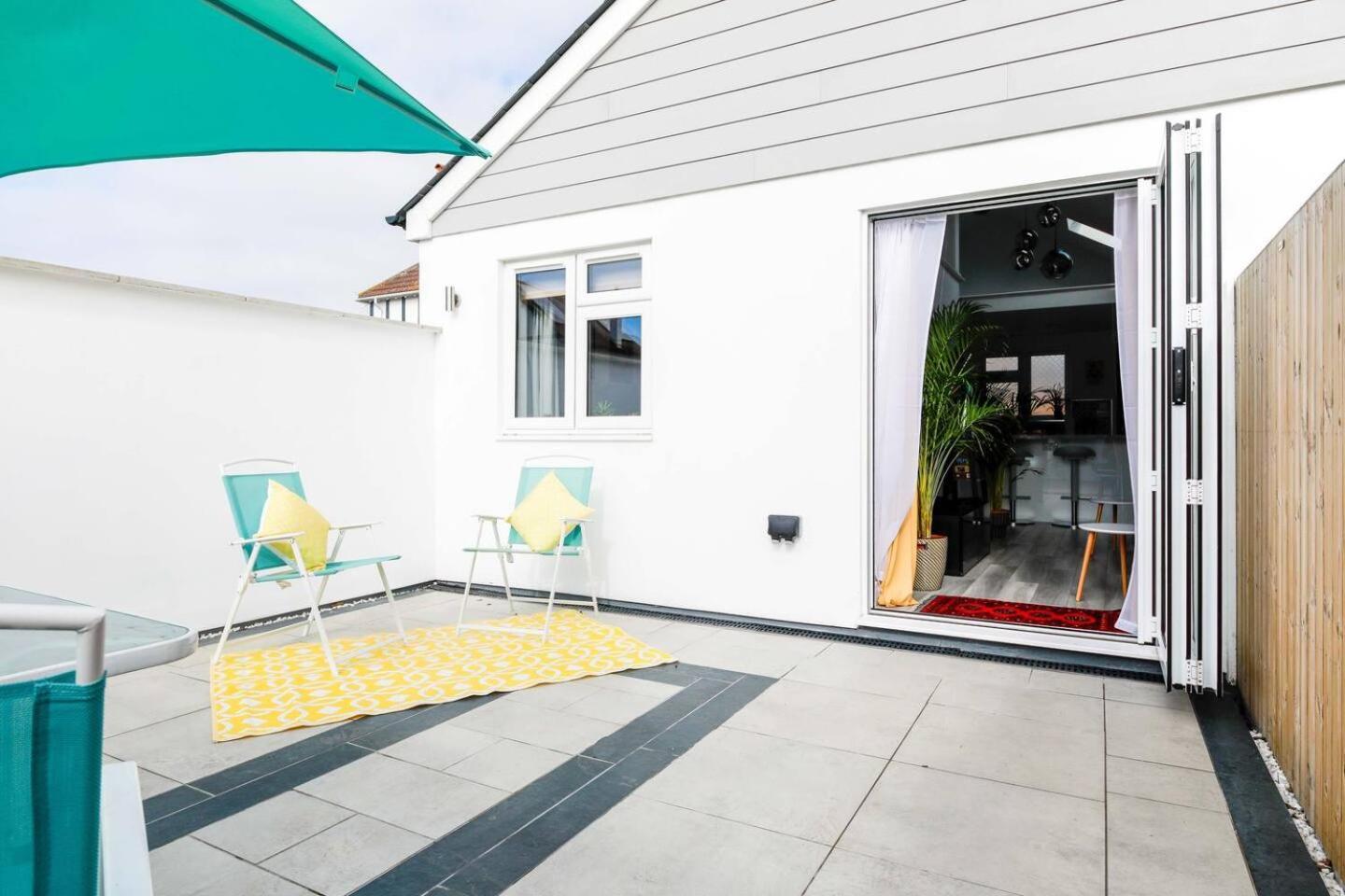Little Bright House Hotell Whitstable Exteriör bild
